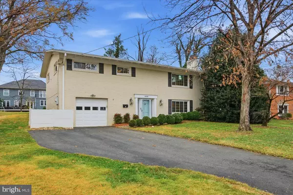 Mclean, VA 22101,6926 TYNDALE ST