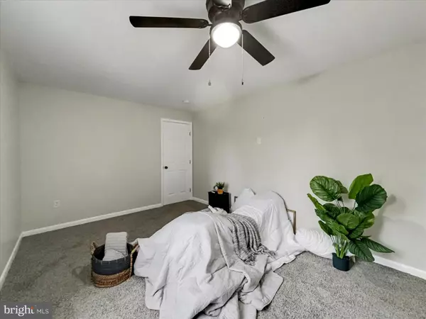 Carlisle, PA 17013,1830 HEISHMAN GARDEN DRIVE