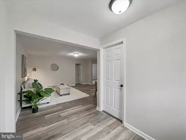 Carlisle, PA 17013,1830 HEISHMAN GARDEN DRIVE