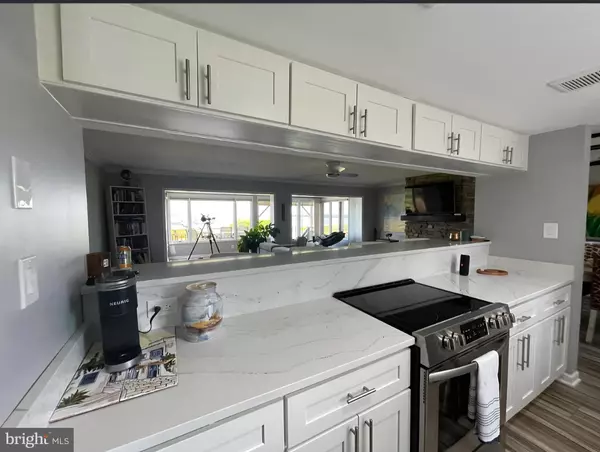 Chester, MD 21619,305 SWAN COVE LN