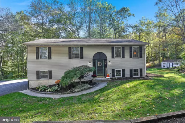 Reinholds, PA 17569,122 WITMER RD