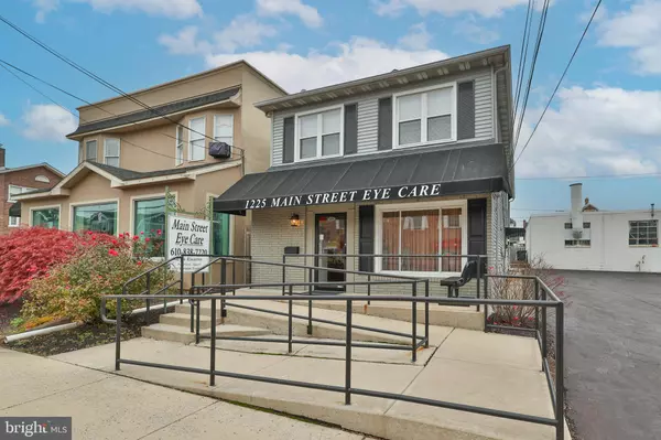 Hellertown, PA 18055,1225 MAIN ST