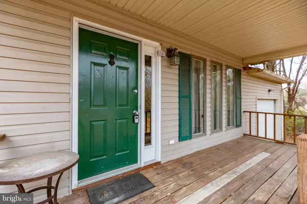 Colonial Beach, VA 22443,43 DALE DR