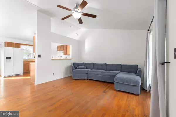 Colonial Beach, VA 22443,43 DALE DR