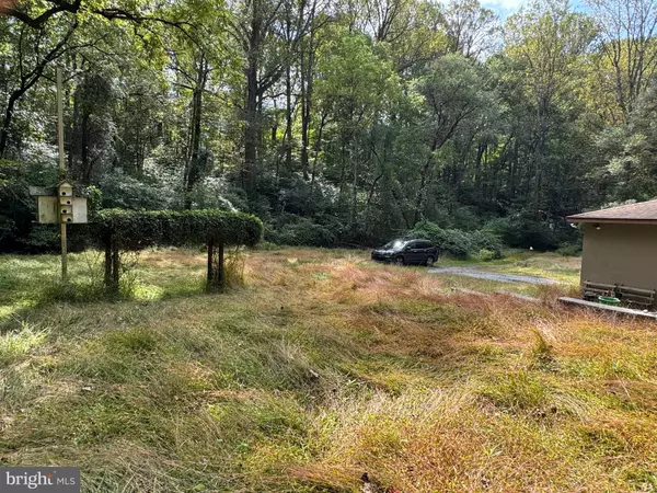 Landenberg, PA 19350,329 LAUREL WOODS RD