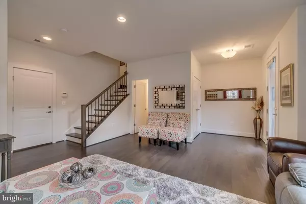 Ashburn, VA 20147,44721 ELLSWORTH TER