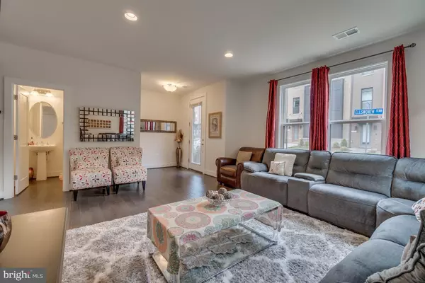 Ashburn, VA 20147,44721 ELLSWORTH TER