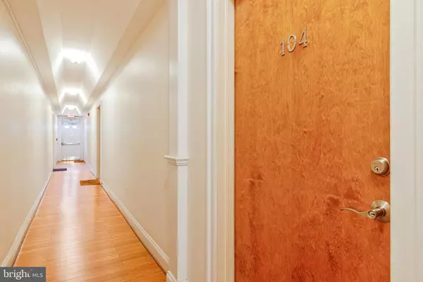 Washington, DC 20010,3318 SHERMAN AVE NW #104