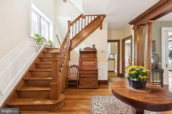 Philadelphia, PA 19118,7725 ARDLEIGH ST