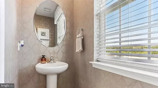 Sicklerville, NJ 08081,175 SANDY RIDGE RD