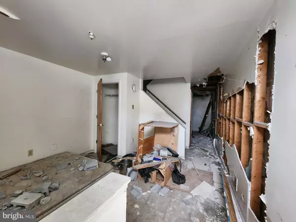 Baltimore, MD 21217,1004 N CAREY ST