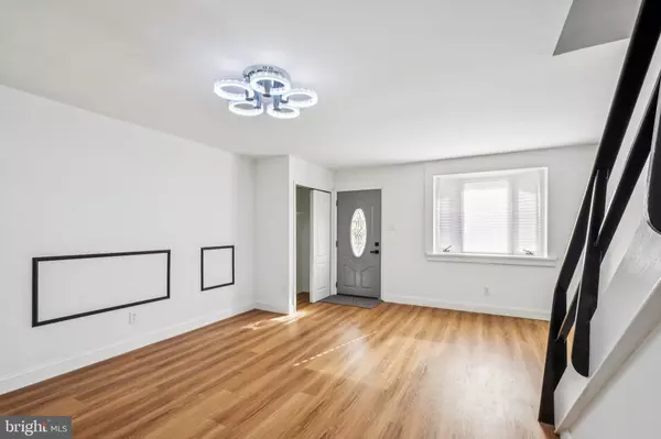 Philadelphia, PA 19135,6040 TULIP ST