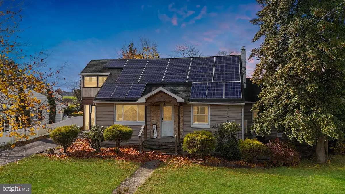 Hammonton, NJ 08037,6 CYPRESS AVE