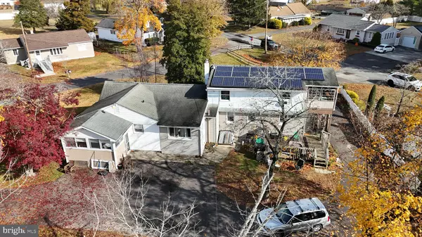 Hammonton, NJ 08037,6 CYPRESS AVE