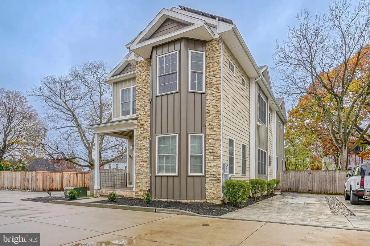 Philadelphia, PA 19128,538 LEVERINGTON AVE #C