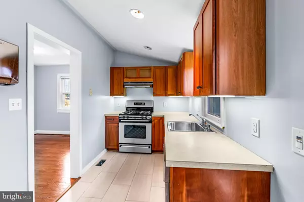 Gaithersburg, MD 20877,17634 WASHINGTON GROVE LN