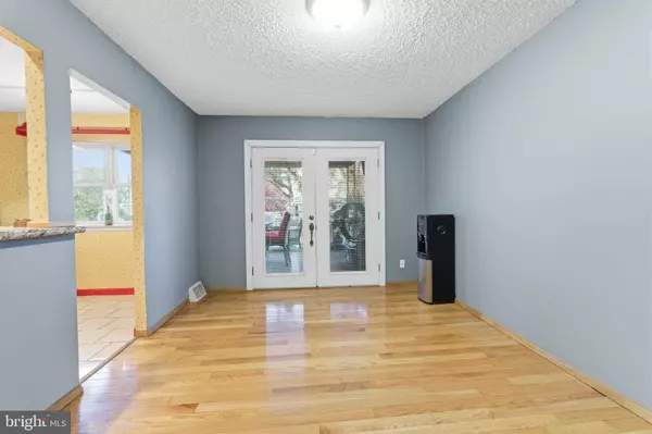 Philadelphia, PA 19154,12130 MEDFORD RD