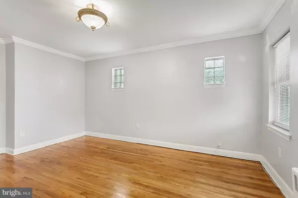 Baltimore, MD 21213,1430 N DECKER AVE