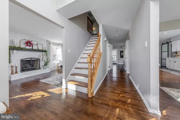 West Deptford, NJ 08096,1311 BARNESDALE RD