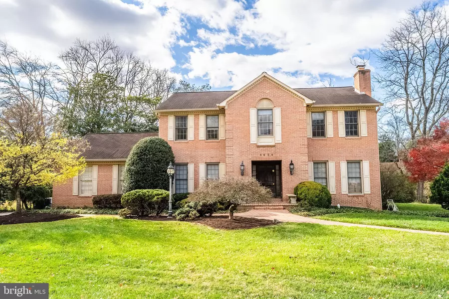 8454 TOLL HOUSE RD, Annandale, VA 22003