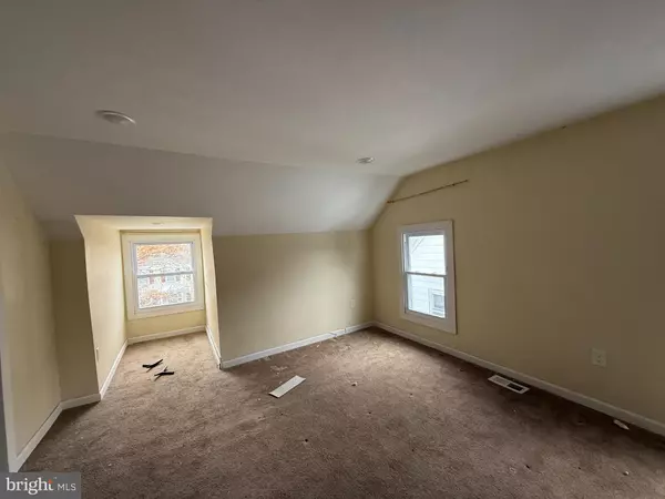 Millville, NJ 08332,220 N 3RD ST