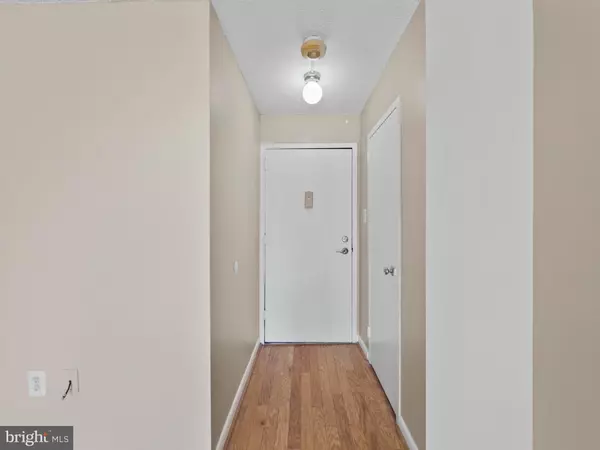 Alexandria, VA 22302,2500 N VAN DORN ST #316