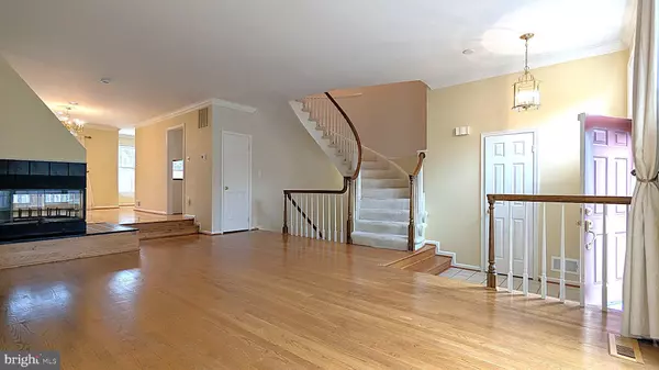 Reston, VA 20194,1379 HERITAGE OAK WAY