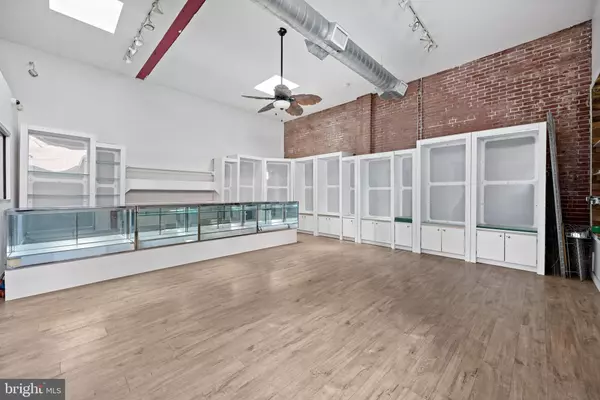 1414 W OXFORD ST, Philadelphia, PA 19121