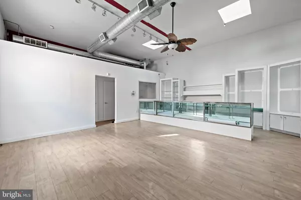 Philadelphia, PA 19121,1414 W OXFORD ST