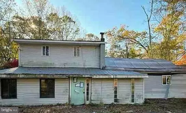 4750 THREE MILE LN, Walnutport, PA 18088