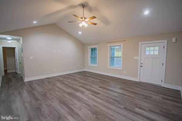 Hedgesville, WV 25427,11785 BACK CREEK VALLEY RD