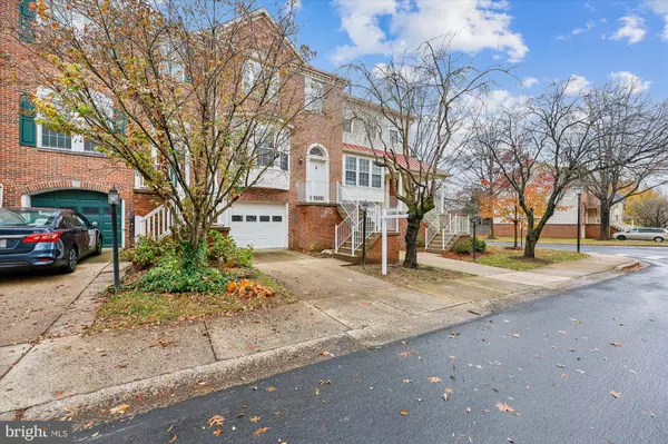 Gaithersburg, MD 20878,3 BEACON HILL WAY