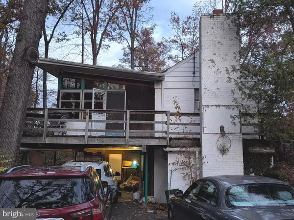 Falls Church, VA 22044,3424 SLEEPY HOLLOW RD