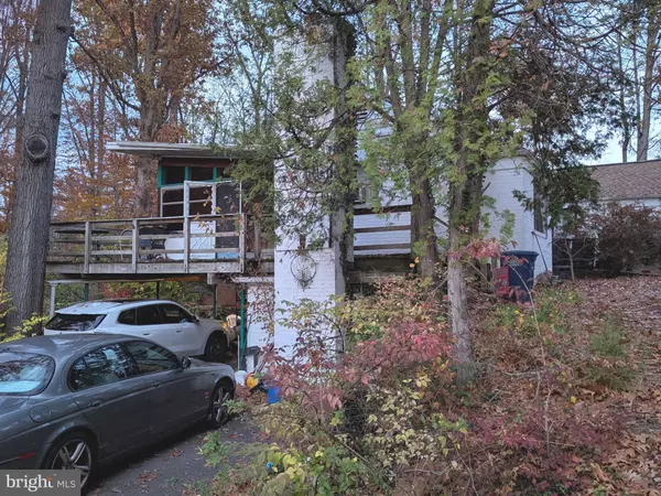 Falls Church, VA 22044,3424 SLEEPY HOLLOW RD