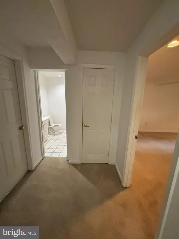 Gaithersburg, MD 20879,1221 TRAVIS VIEW CT