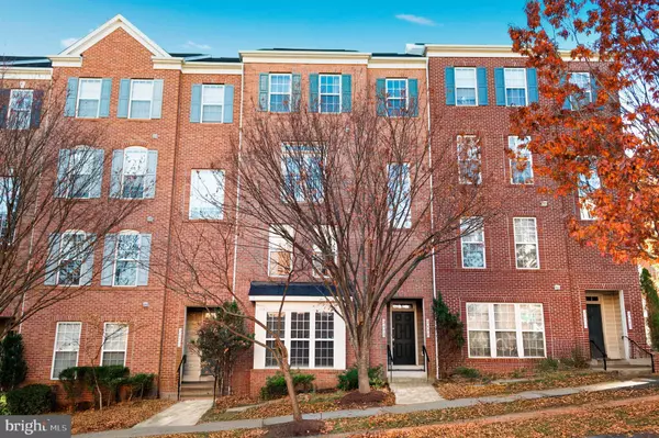 2675 SHEFFIELD WAY #164, Woodbridge, VA 22191