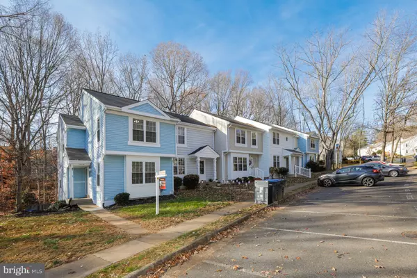 Dumfries, VA 22025,15334 INLET PL