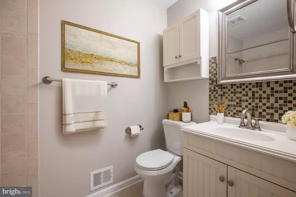 Dumfries, VA 22025,5102 SPRING BRANCH BLVD