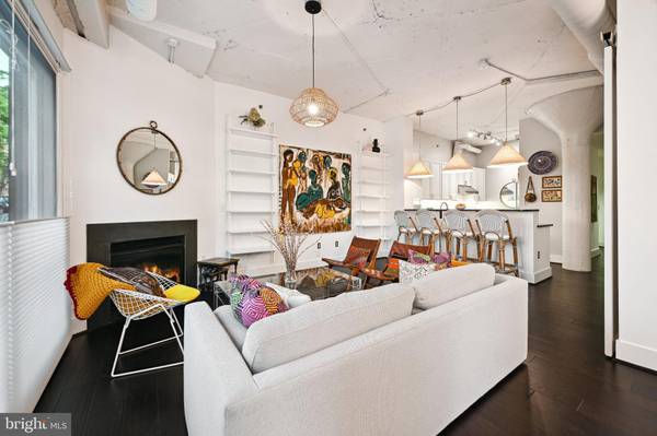 Washington, DC 20009,1700 KALORAMA RD NW #207