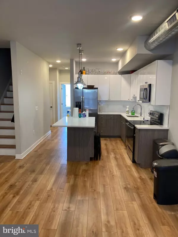 2553 N FRONT ST #3, Philadelphia, PA 19133