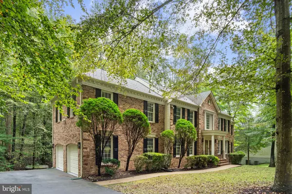 Manassas, VA 20111,10201 LEATHERLEAF CT