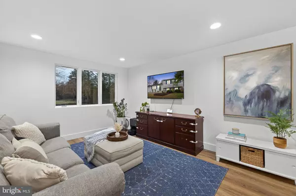 Warrenton, VA 20187,6410 NORDIX DR