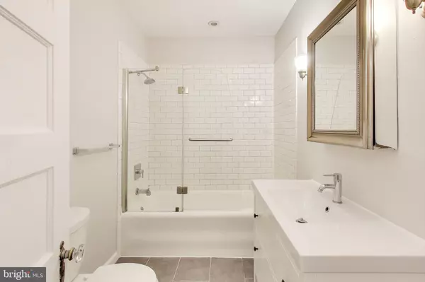 Washington, DC 20011,628 MADISON ST NW