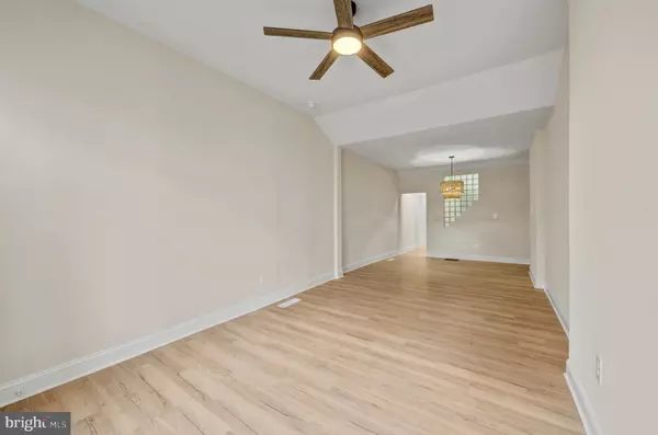 Trenton, NJ 08611,207 JACKSON ST