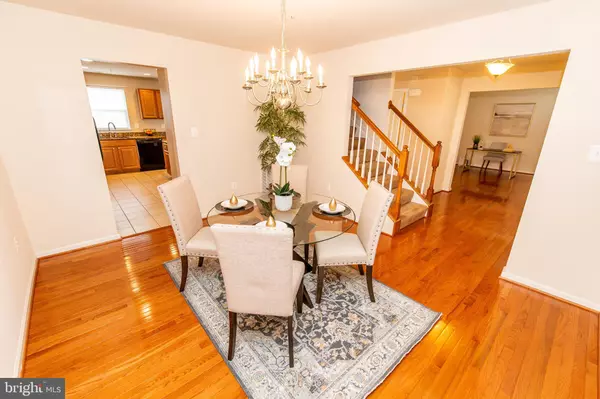 Laurel, MD 20708,13400 OAKLANDS MANOR DR