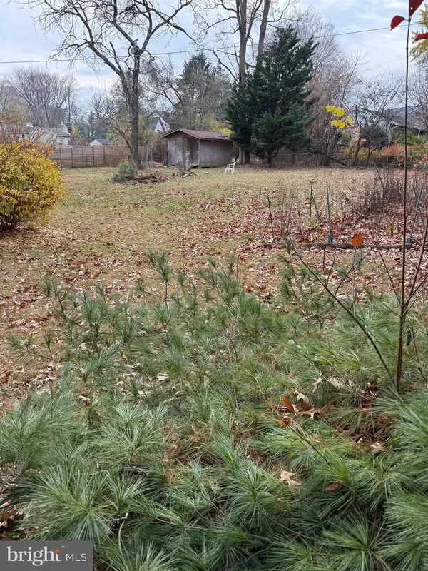 Vienna, VA 22181,2540 FLINT HILL RD