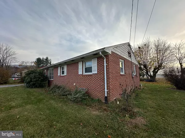 Mont Alto, PA 17237,112 REYNOLDS AVENUE