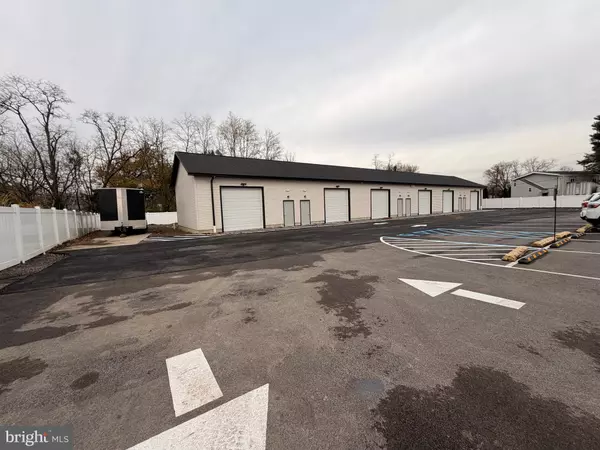 Levittown, PA 19057,7025 UNIT 4 BRISTOL PIKE