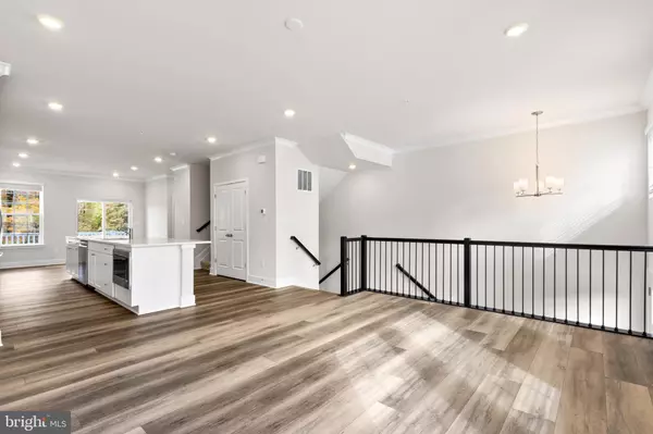 Baltimore, MD 21208,1722 WATER CROSSING RD