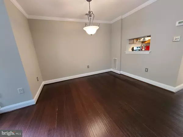 Alexandria, VA 22315,7420 HOUNDSBURY CT